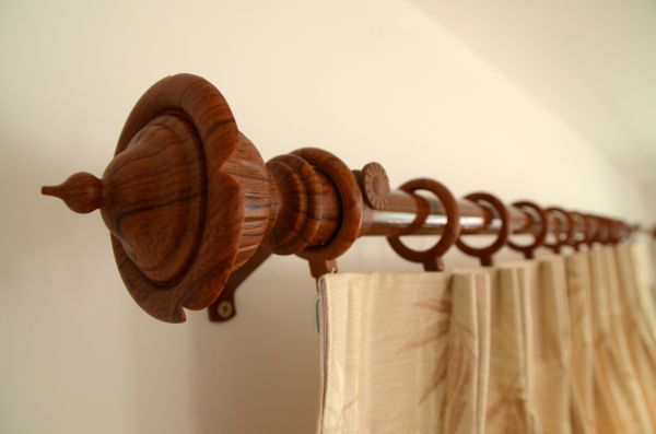 Curtain Rod Mounting in Little Rock