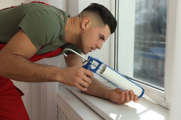 Window Caulking Repair in Little Rock