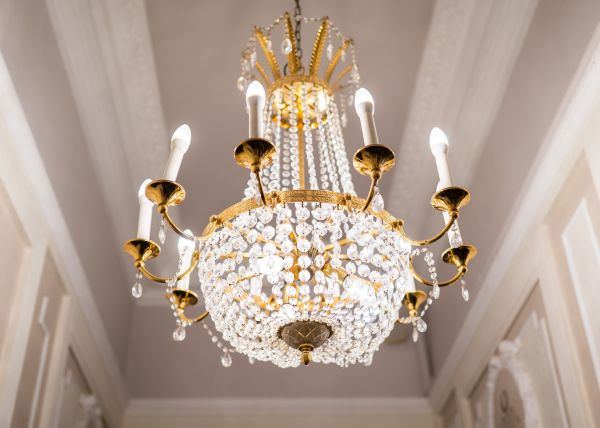 Chandelier Bulb Replacement in Little Rock