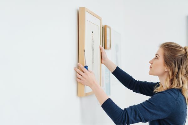 Picture Hanging Service in Little Rock