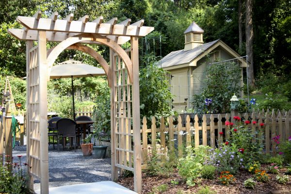 Trellis Mounting in Little Rock