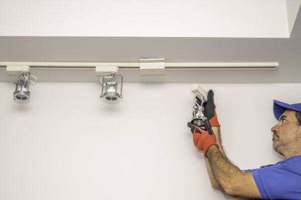 Track Light Bulb Replacement in Little Rock